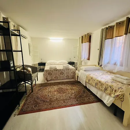 Santo Stefano Апартаменты Венеция