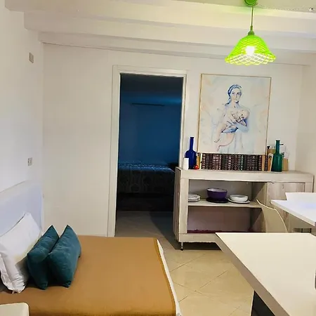 Santo Stefano アパート