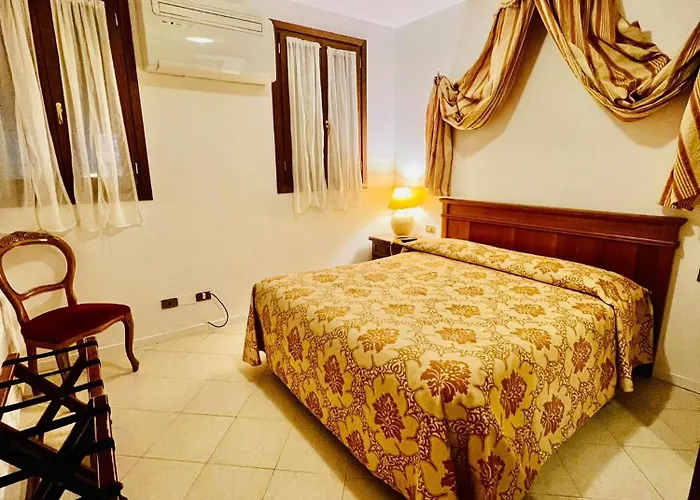 Santo Stefano Апартаменты *